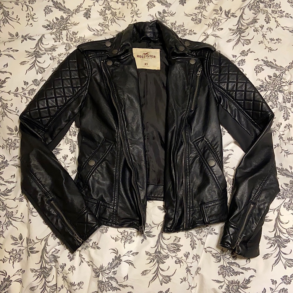 Hollister XS, faux leather jacket